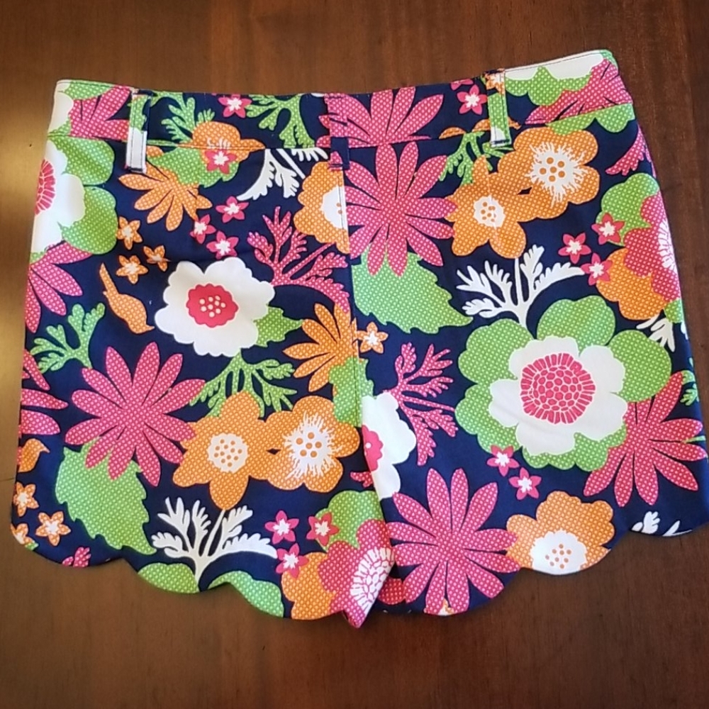 Girls Button Shorts - Picture 4 of 5